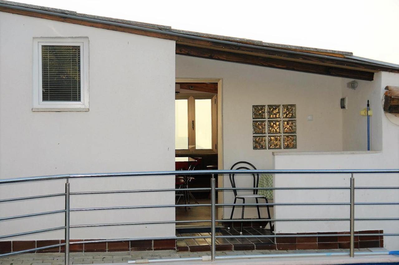 Apartmani Milokanovic Funtana Dış mekan fotoğraf