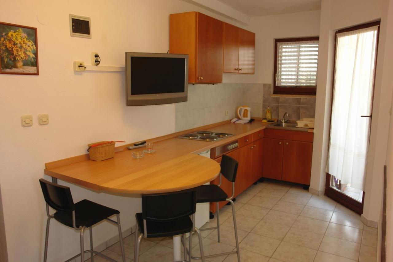 Apartmani Milokanovic Funtana Dış mekan fotoğraf