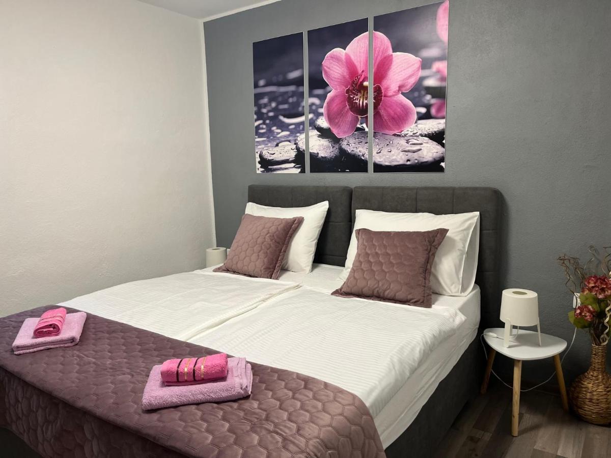 Apartmani Milokanovic Funtana Dış mekan fotoğraf