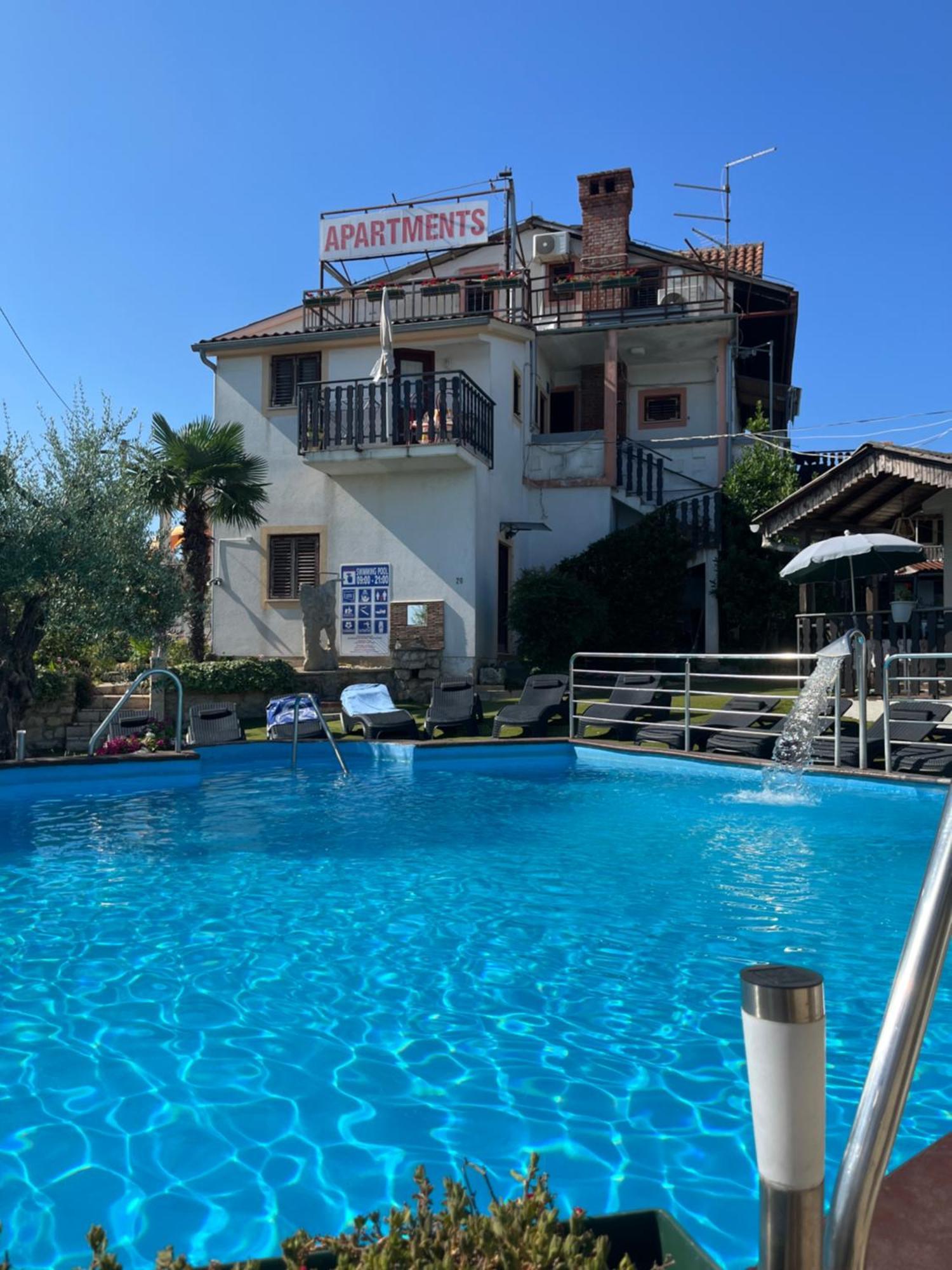 Apartmani Milokanovic Funtana Dış mekan fotoğraf