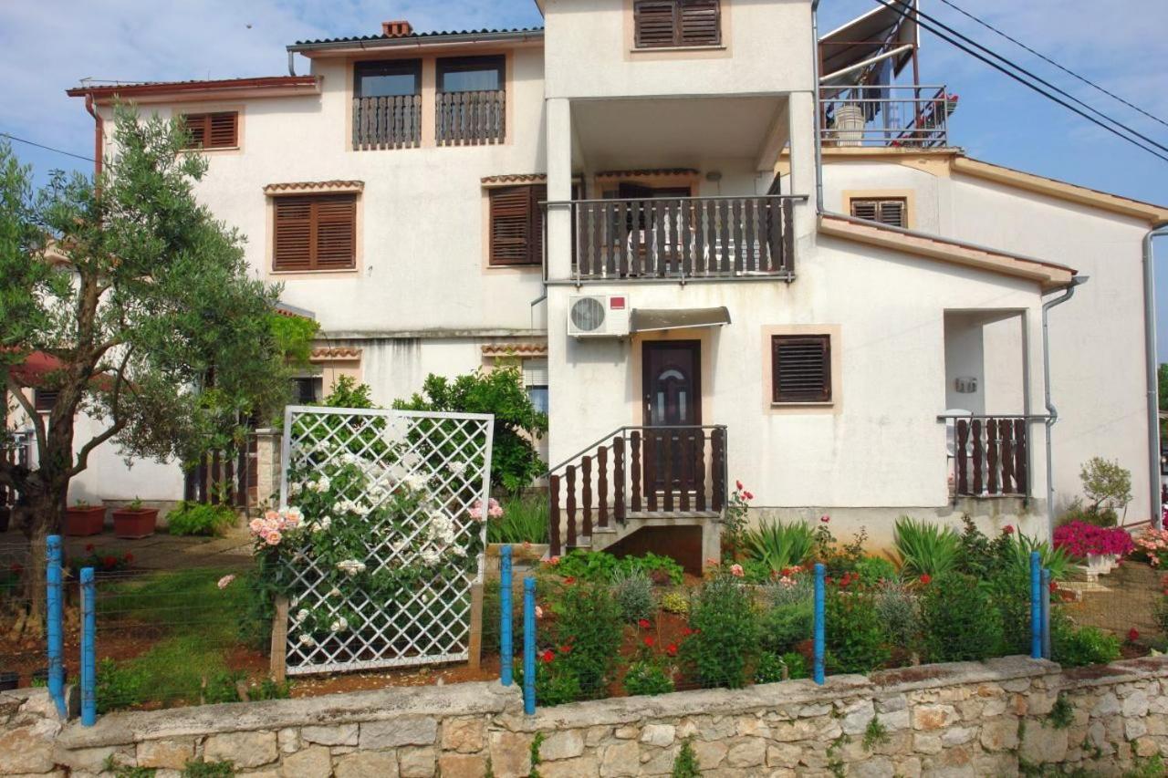 Apartmani Milokanovic Funtana Dış mekan fotoğraf