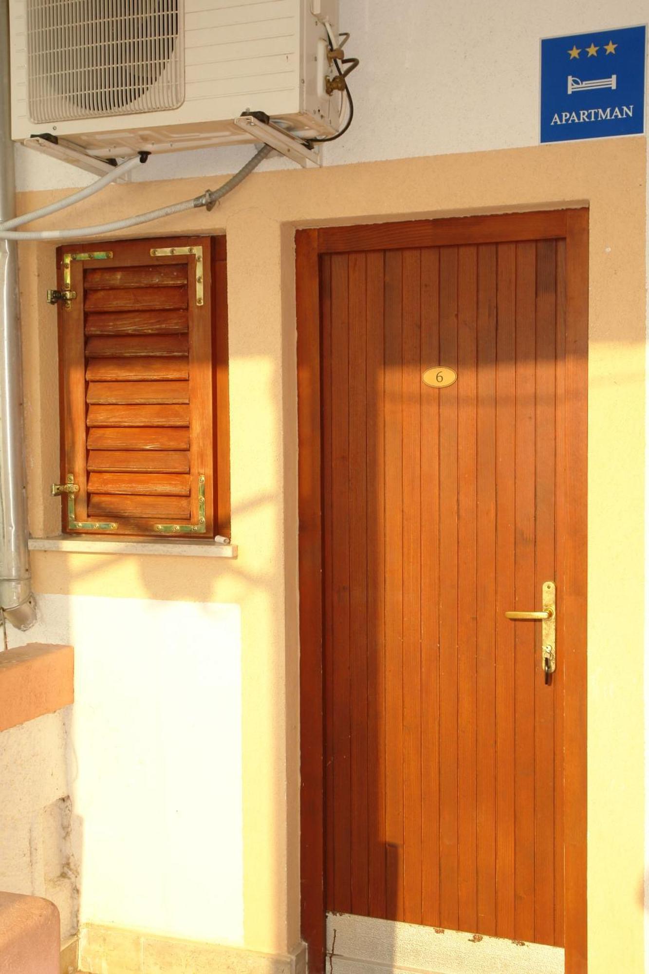 Apartmani Milokanovic Funtana Dış mekan fotoğraf