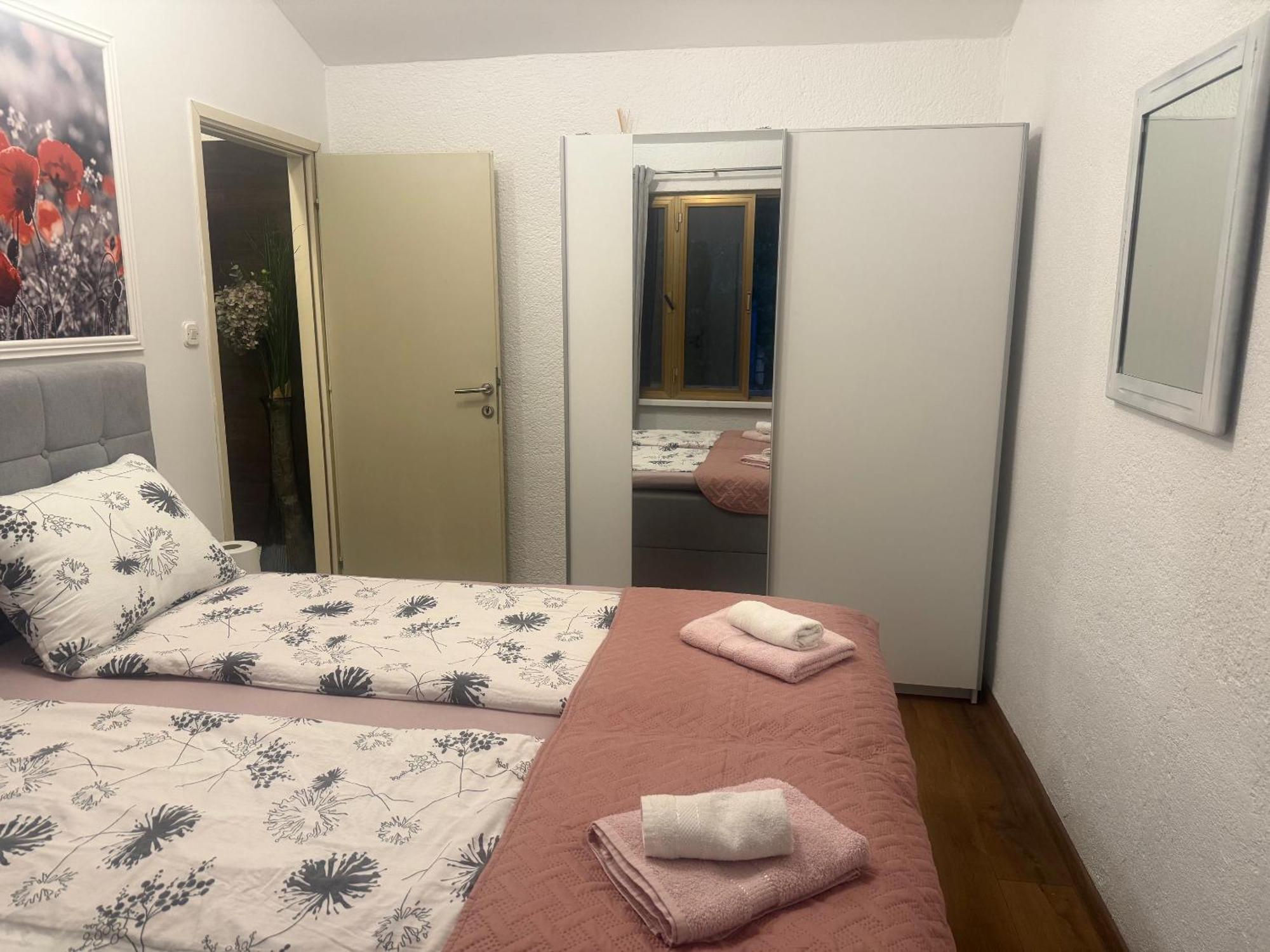 Apartmani Milokanovic Funtana Dış mekan fotoğraf